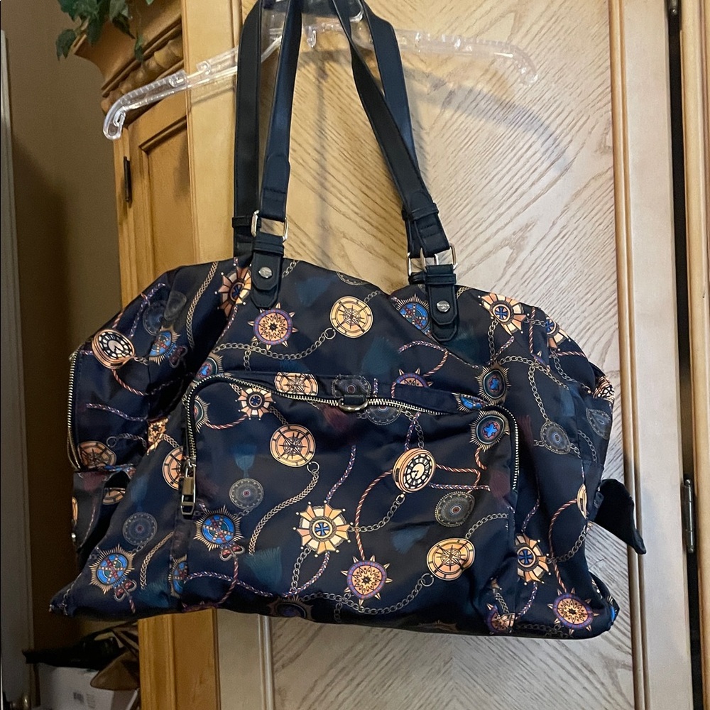 Madden girl black printed weekender tote bag